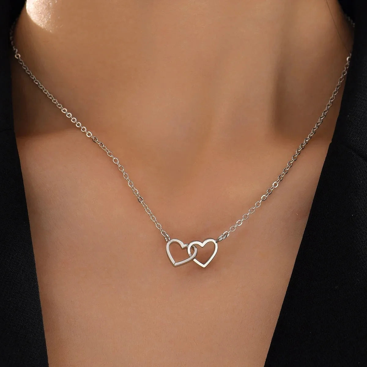 2Pcs/Set Simple Puzzle Heart Matching Pendant Couple Matching Necklace Couple Good Friends Ladies Men Hip Hop Sweater Chain
