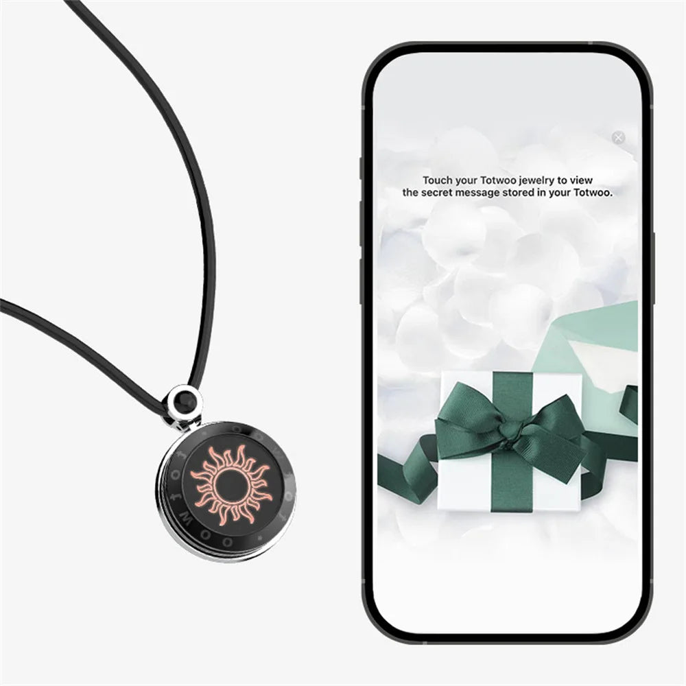 TOTWOO Sun & Moon Touch Necklaces with Agate Vibration & Light Up Necklace For Long Distance Relationship Gifts Couples Necklace