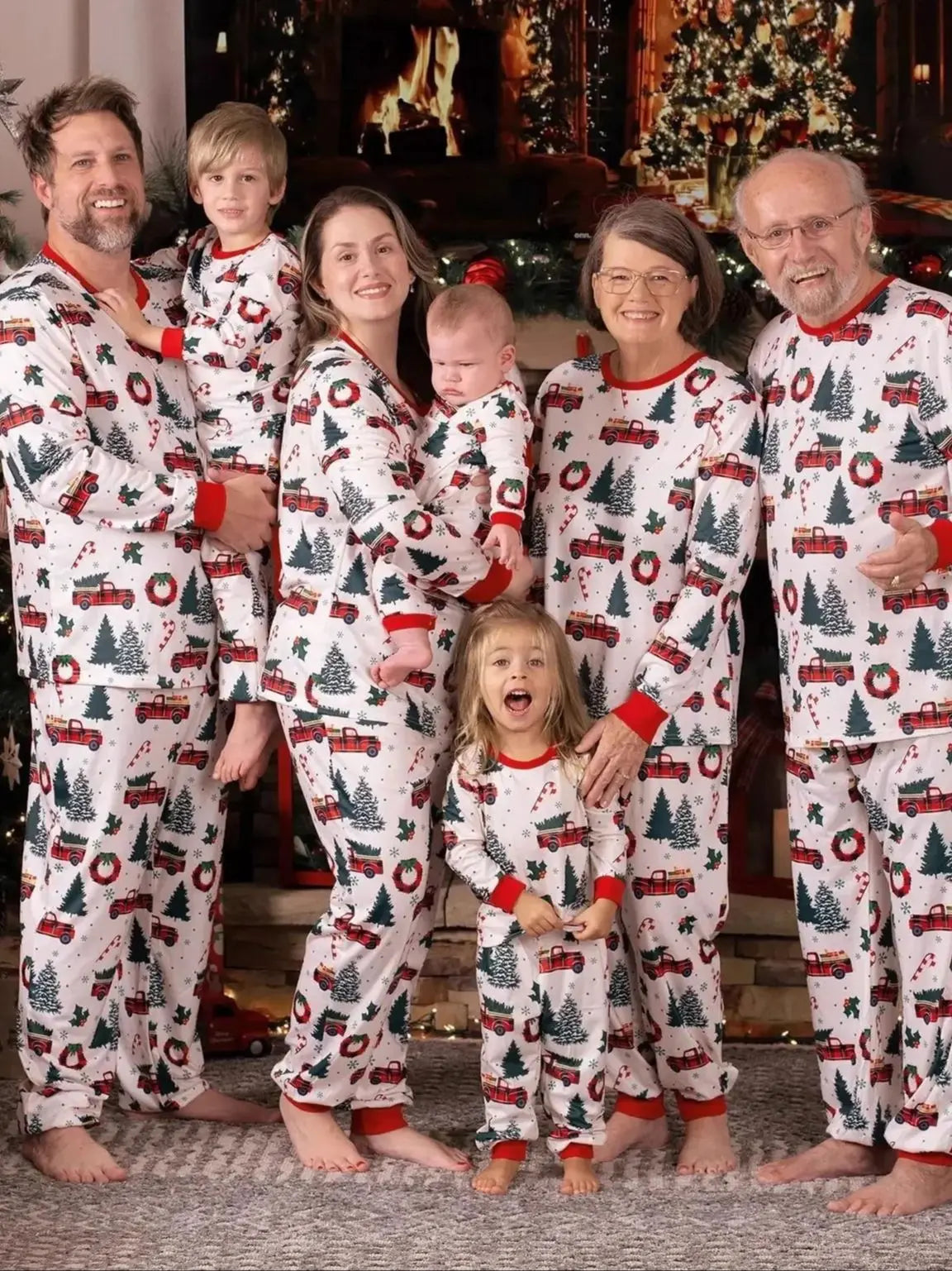Family Matching Christmas Pajamas 2025 New Xmas Tree Car Print Dad Mommy And Me Christmas Costume Dog Clothes
