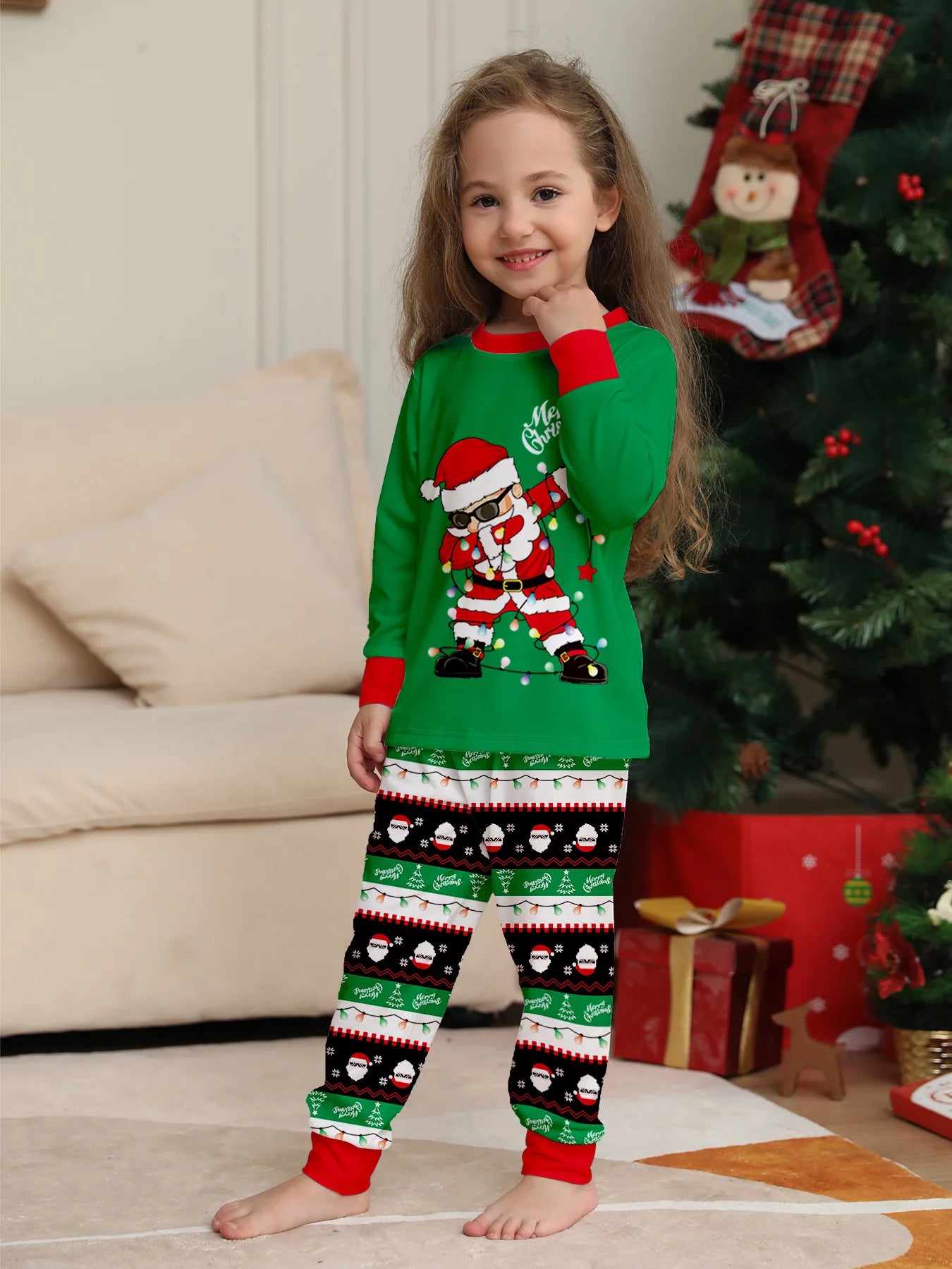 2025 Christmas Family Pajamas Set Santa Print Parent-child Matching Outfit Full Sleeve O Neck 2 Pcs Suit Sleepwear Xmas Look Pjs