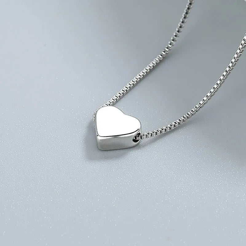 2Pcs/Set Simple Puzzle Heart Matching Pendant Couple Matching Necklace Couple Good Friends Ladies Men Hip Hop Sweater Chain