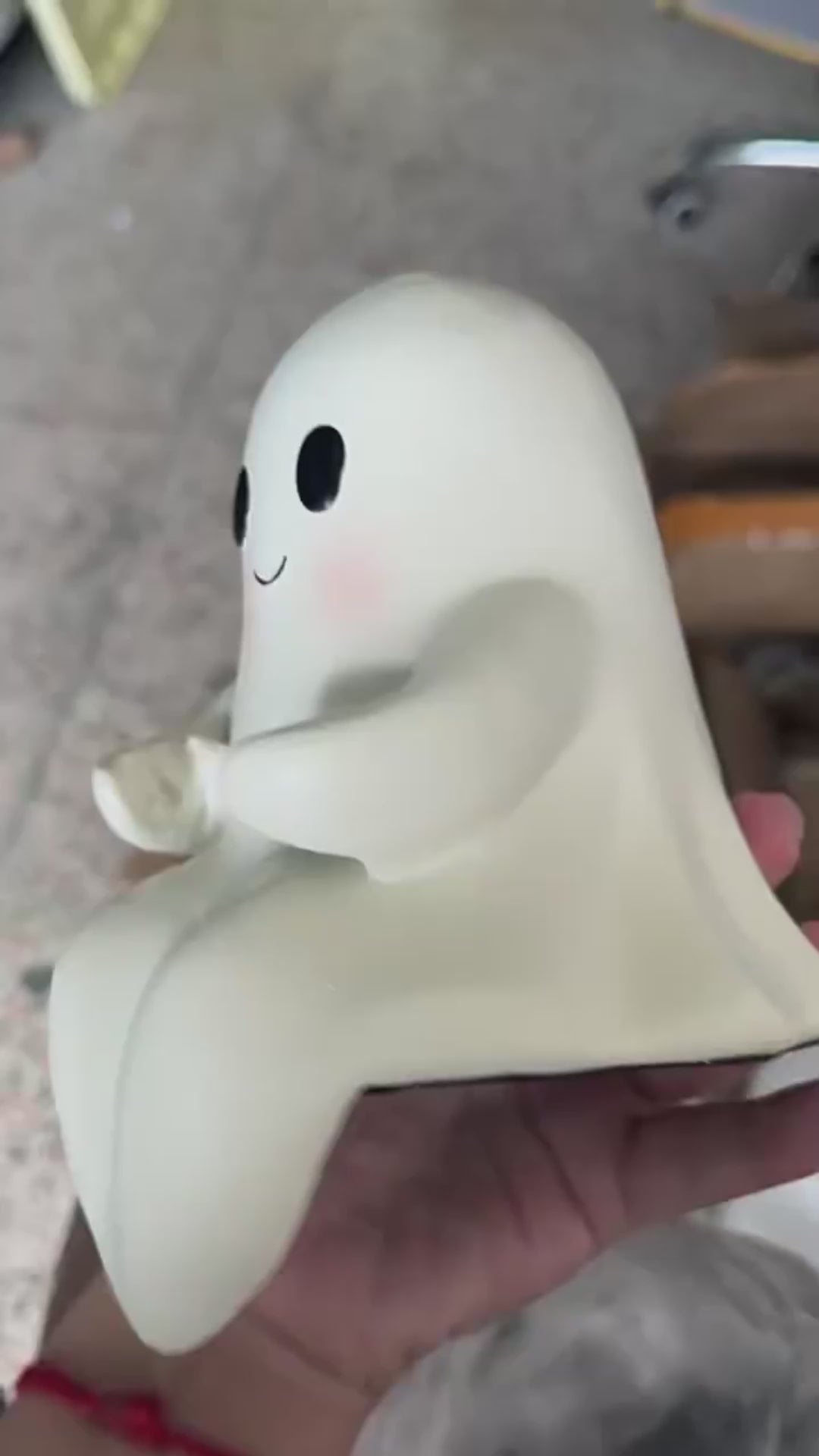 Bonita luz nocturna LED fantasma, luz nocturna para niños, regalo, lámpara de noche para dormir, decoraciones de Halloween, encantadora lámpara fantasma, luz cálida.