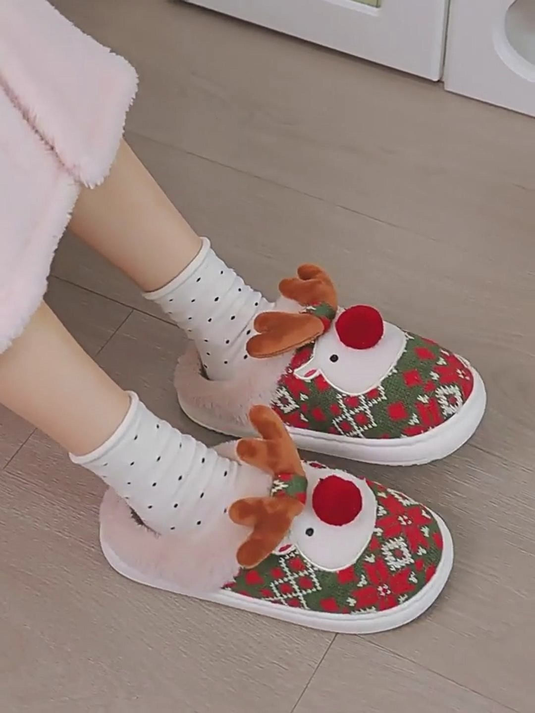 Cute Christmas Elk Plush Slippers Winter Ins Fashion Non-slip Floor Bedroom Home Slippers For Women Fuzzy House Shoes