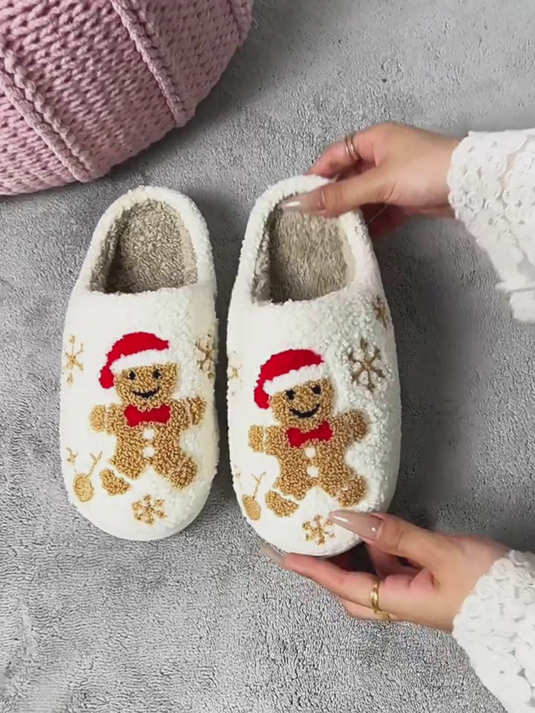 Christmas Snowflake Gingerbread Slippers Winter Indoor Non-slip Floor Bedroom Fuzzy House Shoes For Women Home Slippers